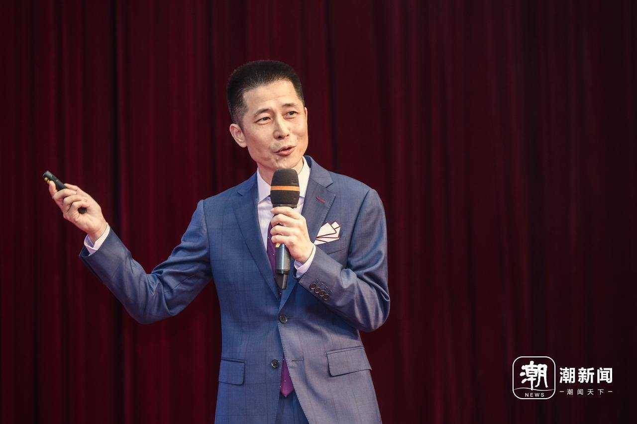 浙江省举行第十一届“好记者讲好故事”演讲比赛,台州选手庄向娟获银奖
